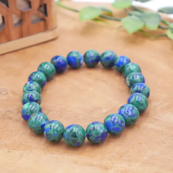 Bracelet en Azurite Malachite naturelle de qualité supérieure, perles bleues et vertes montées sur fil élastique multibrin résistant.