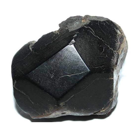 Jais : vertus, signification et bijoux en pierre noire