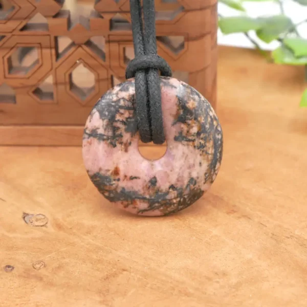 Pendentif donut en rhodonite naturelle