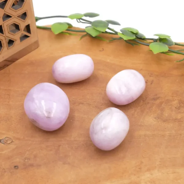 Photo Pierre roulée Kunzite en pierre naturelle