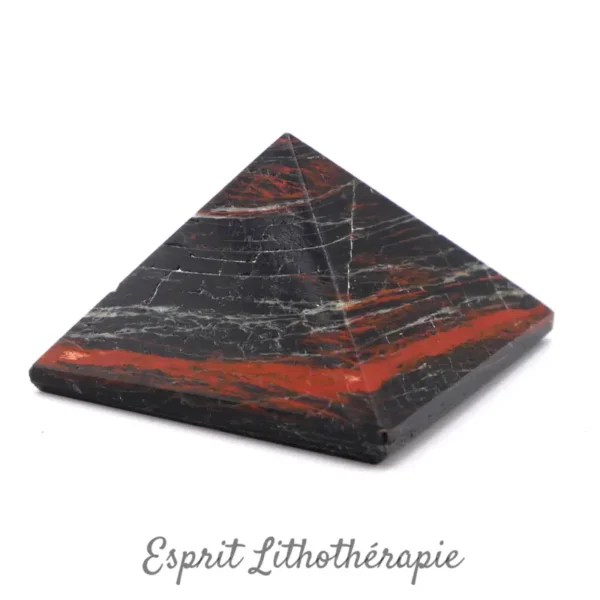 Pyramide en Tourmaline noire naturelle schorl