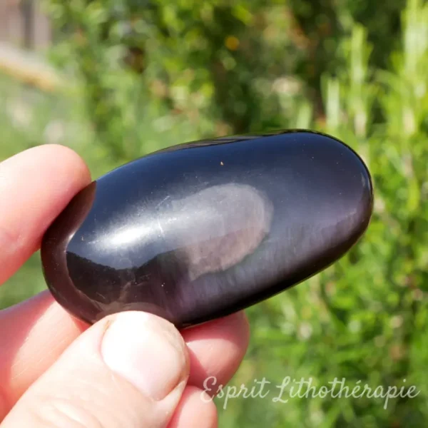 Galet d'obsidienne œil céleste poli, pierre naturelle semi-précieuse utilisée en lithothérapie