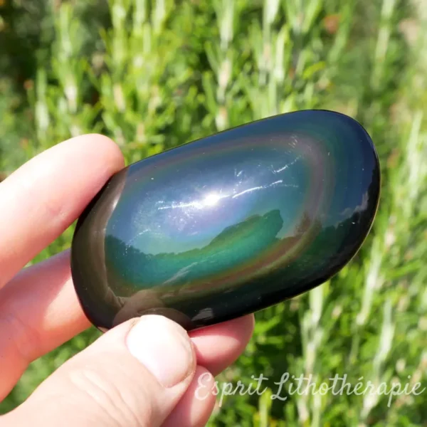 Galet d'obsidienne œil céleste poli, pierre naturelle semi-précieuse utilisée en lithothérapie