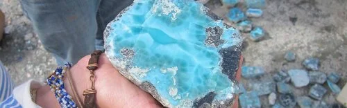 Larimar pierre brute naturelle