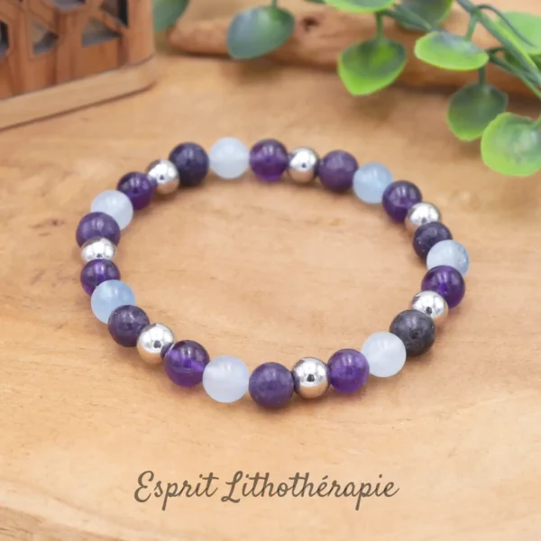Bracelet en pierres naturelles de qualité en Aigue-marine et Améthyste. Tailles des perles et du bracelet au choix.
