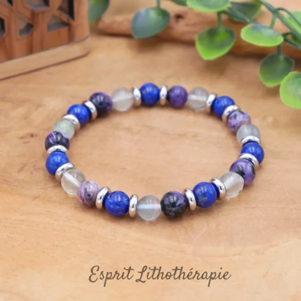 Bracelet en pierres naturelles de qualité en Charoite, fluorite et Lapis lazuli. Tailles des perles et du bracelet au choix.