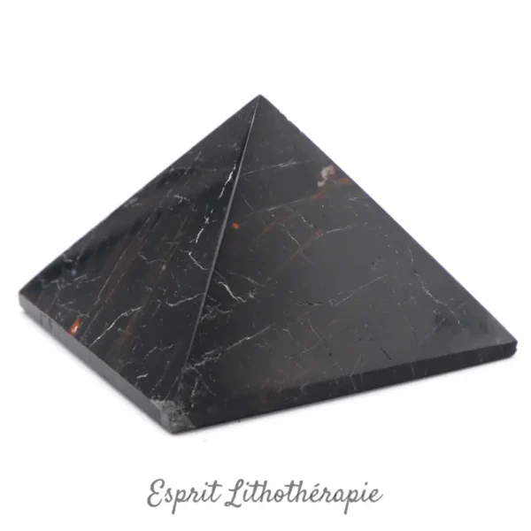 Pyramide en Tourmaline noire naturelle schorl