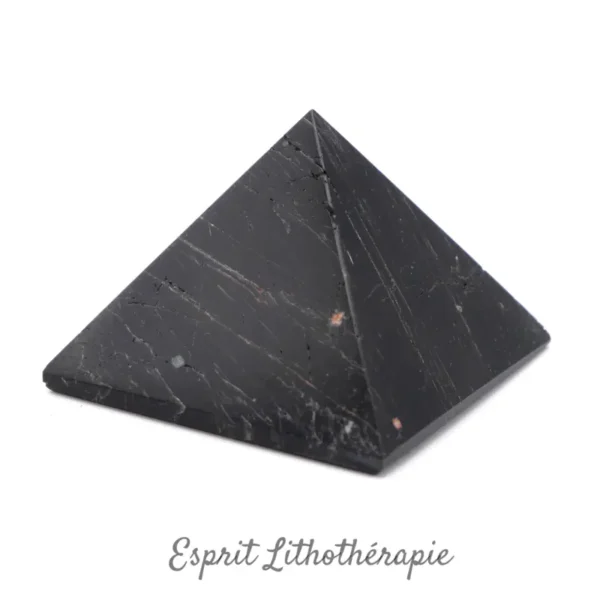 Pyramide en Tourmaline noire naturelle schorl