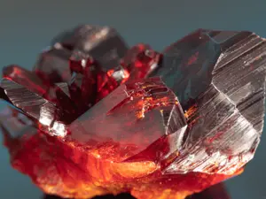 Pierre brute grenat naturel