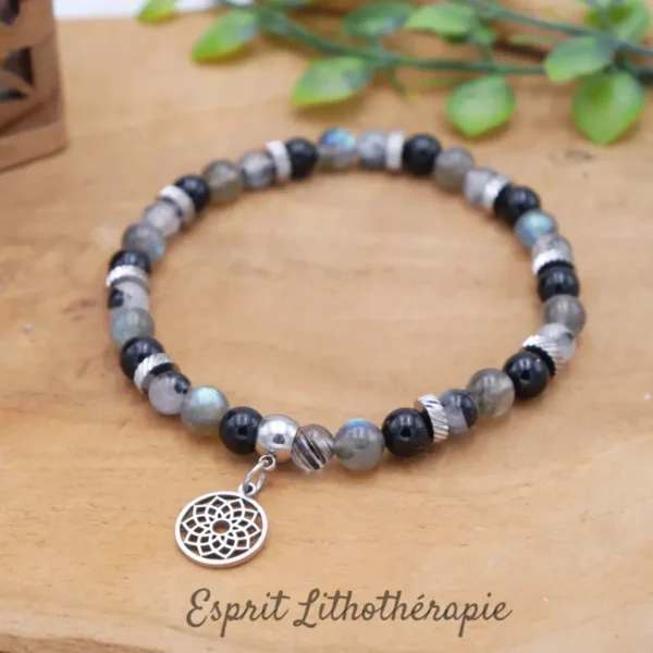 Bracelet en pierres naturelles de qualité en Labradorite, Quartz rutile noir, tourmaline noire. Tailles des perles et du bracelet au choix.